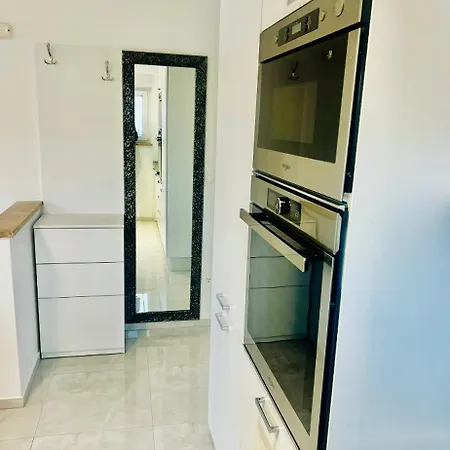 With Swimming Pool Lagotto דירה *