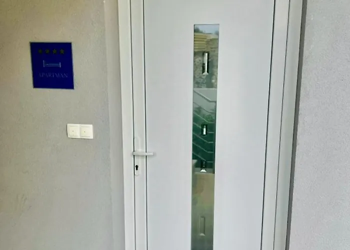 With Swimming Pool Lagotto Apartment Trogir