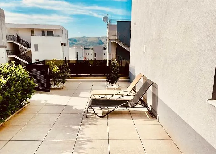 Apartment With Swimming Pool Lagotto *