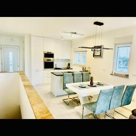 With Swimming Pool Lagotto * Trogir